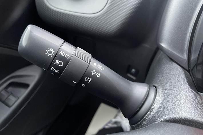 Grå Citroën C1 fra 2018