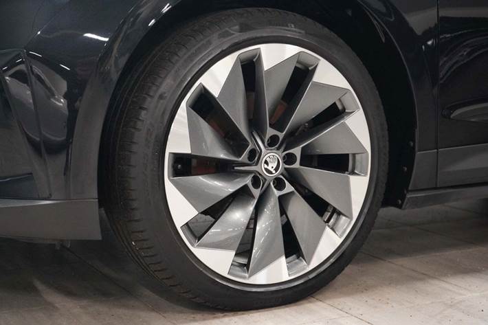 Sort Skoda Enyaq fra 2021