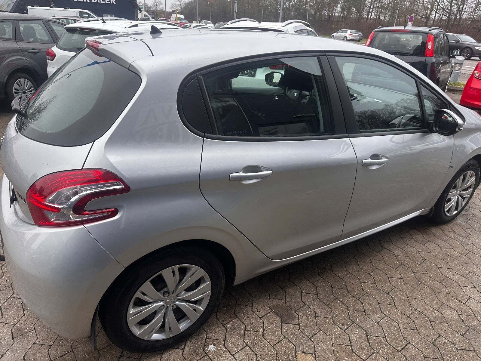 Peugeot 208 1,4 HDi 68 Active