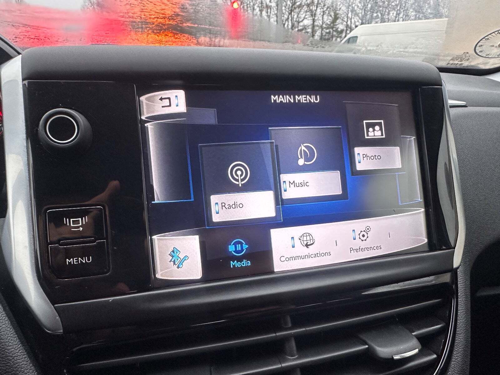 undefined Peugeot 208 fra 2012