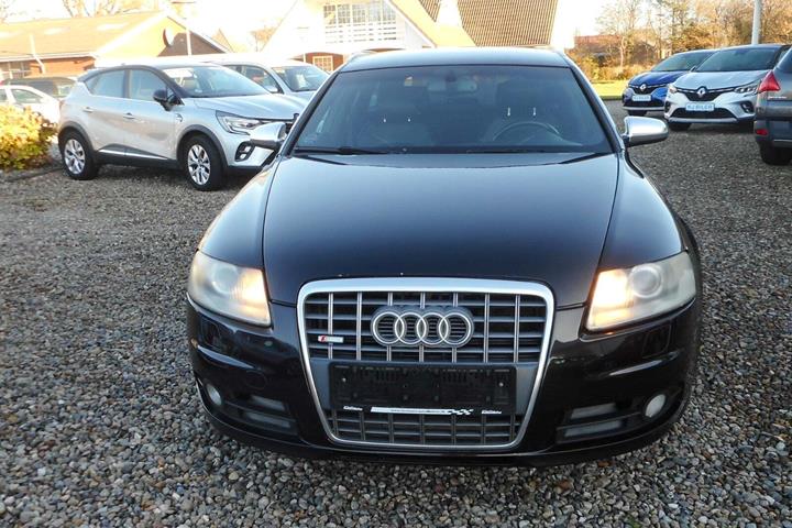 Sort Audi A6 fra 2005