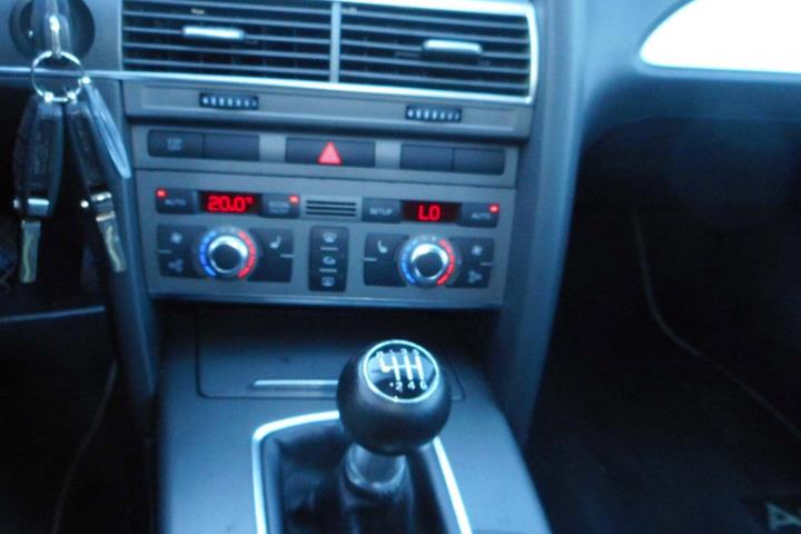 Sort Audi A6 fra 2005
