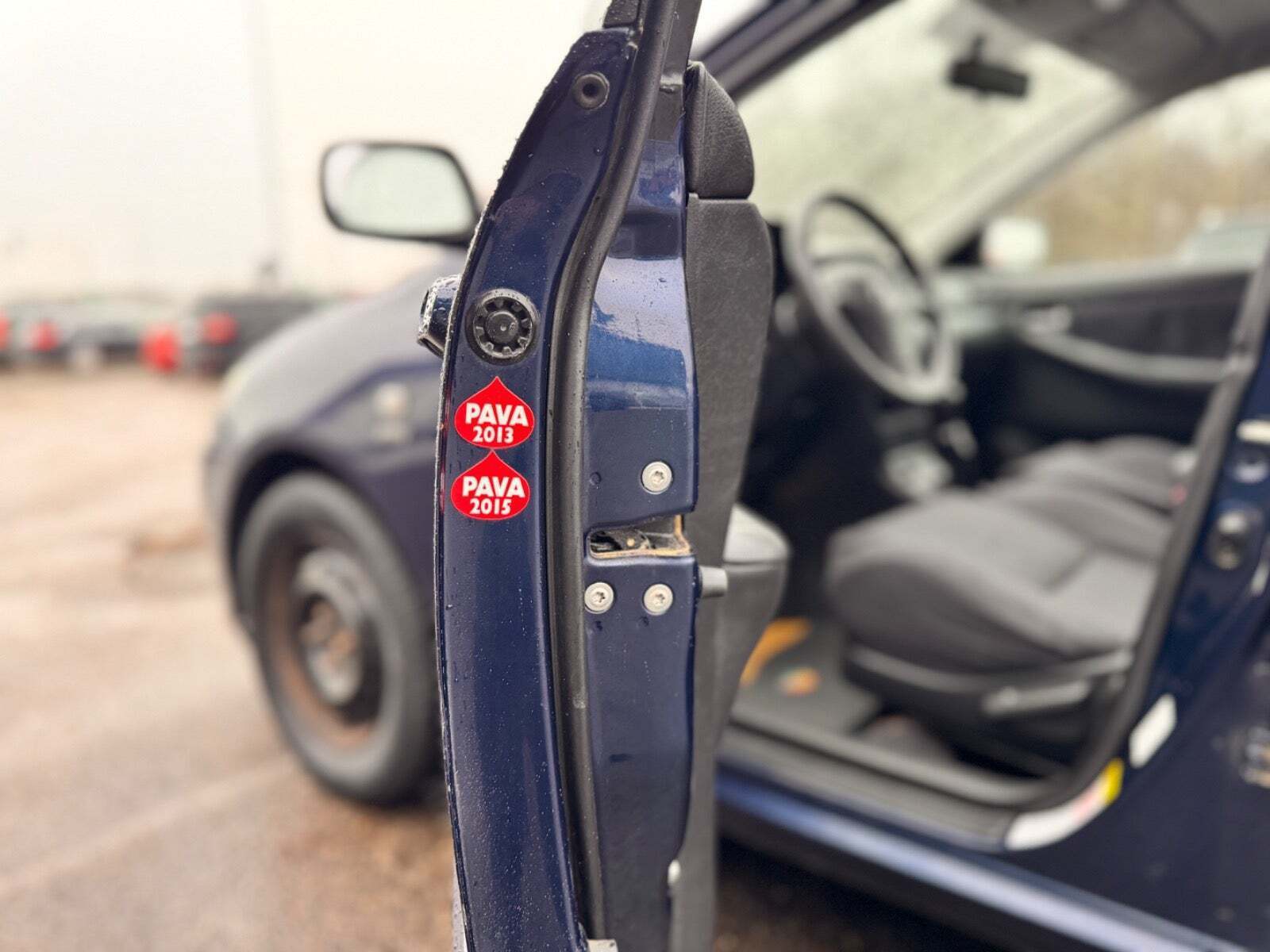 Grøn Toyota Corolla fra 2003