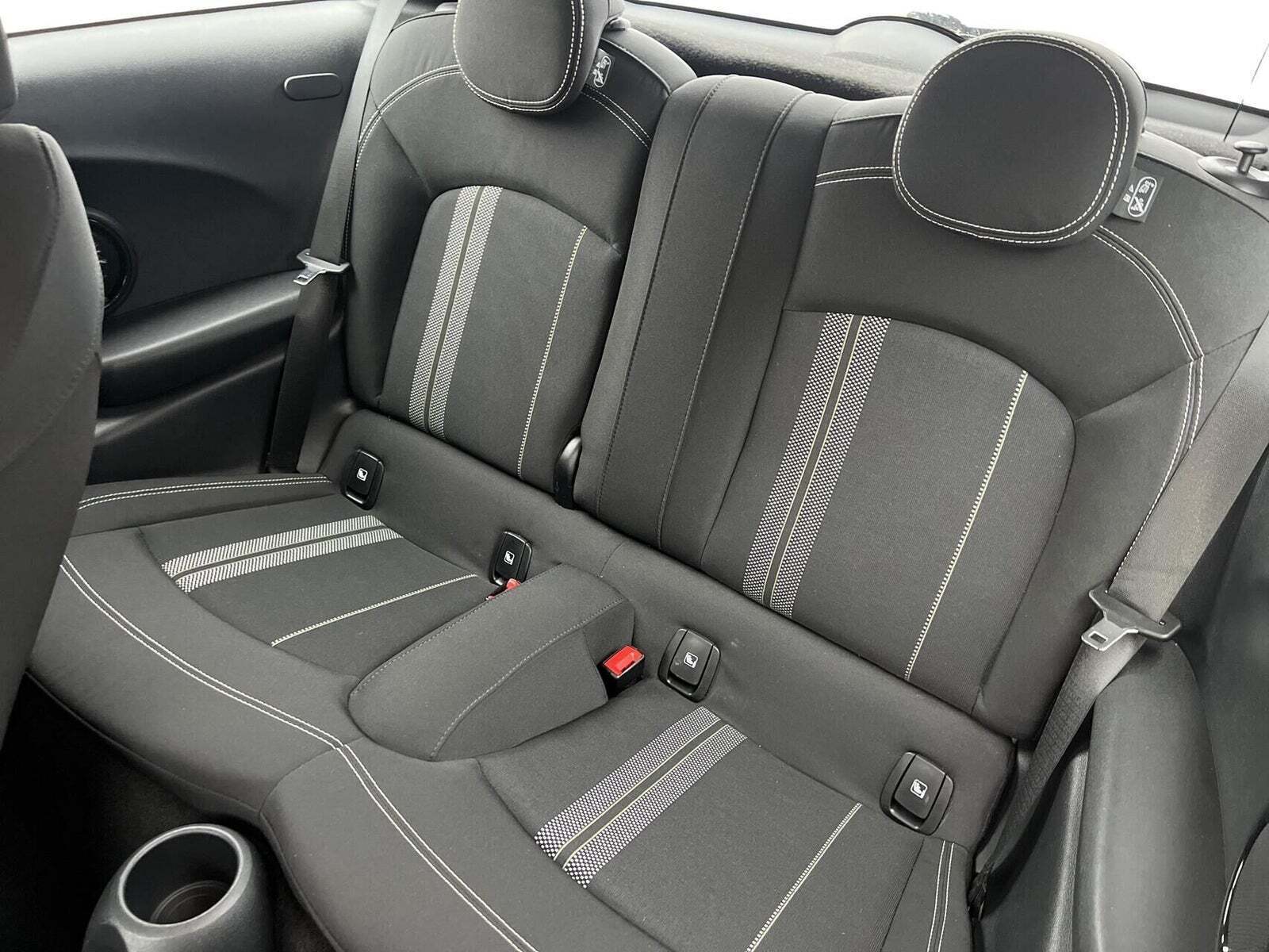 Mini Cooper SE Classic Trim