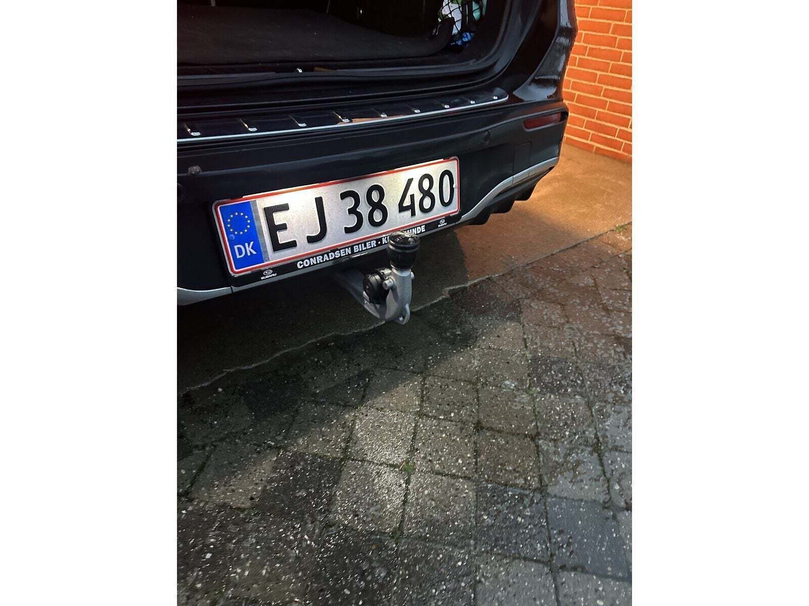 Sort Mercedes EQA250+ fra 2023