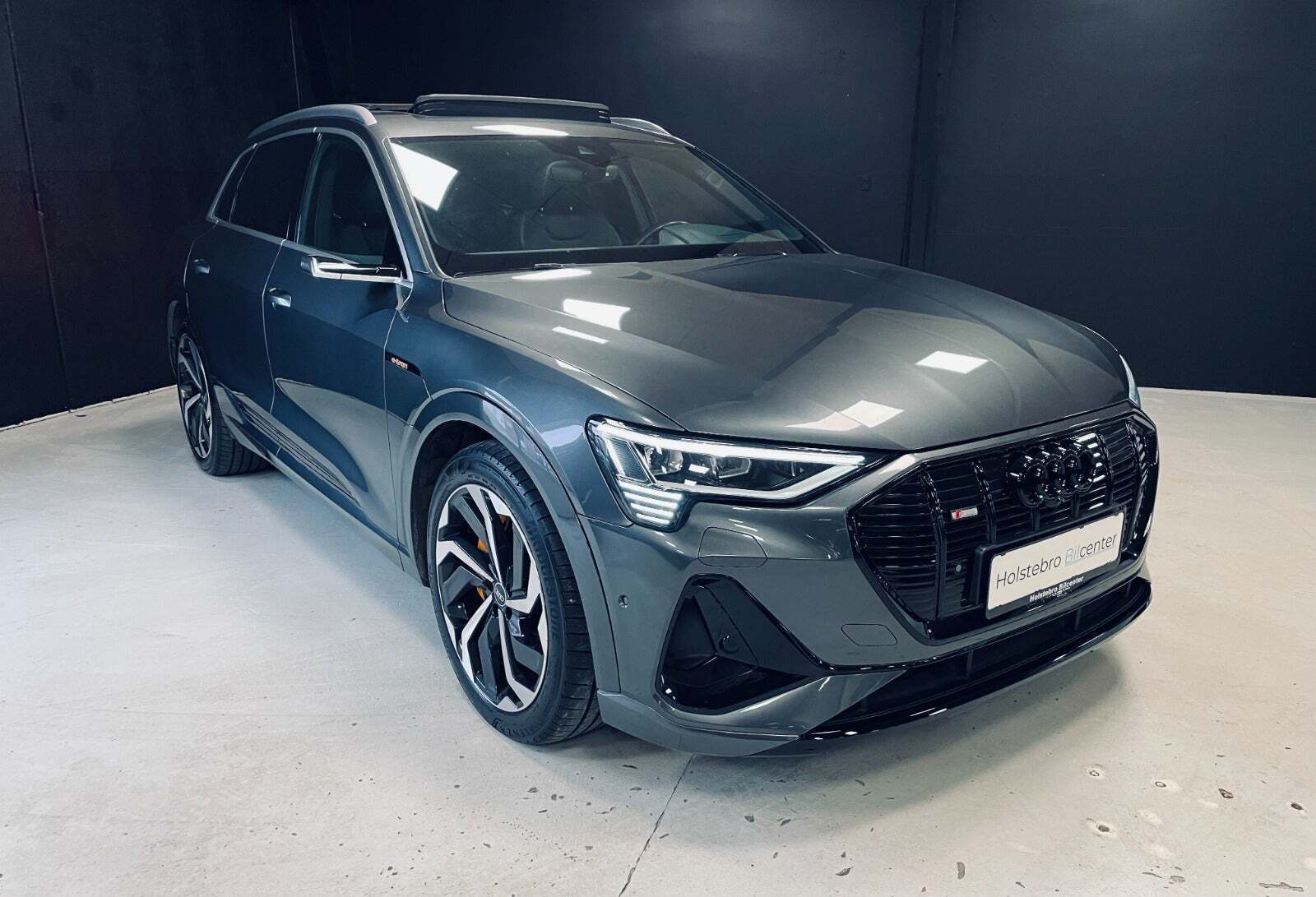 Audi e-tron 55 S-line quattro