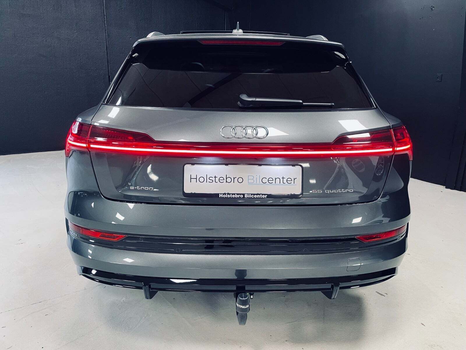 Audi e-tron 55 S-line quattro