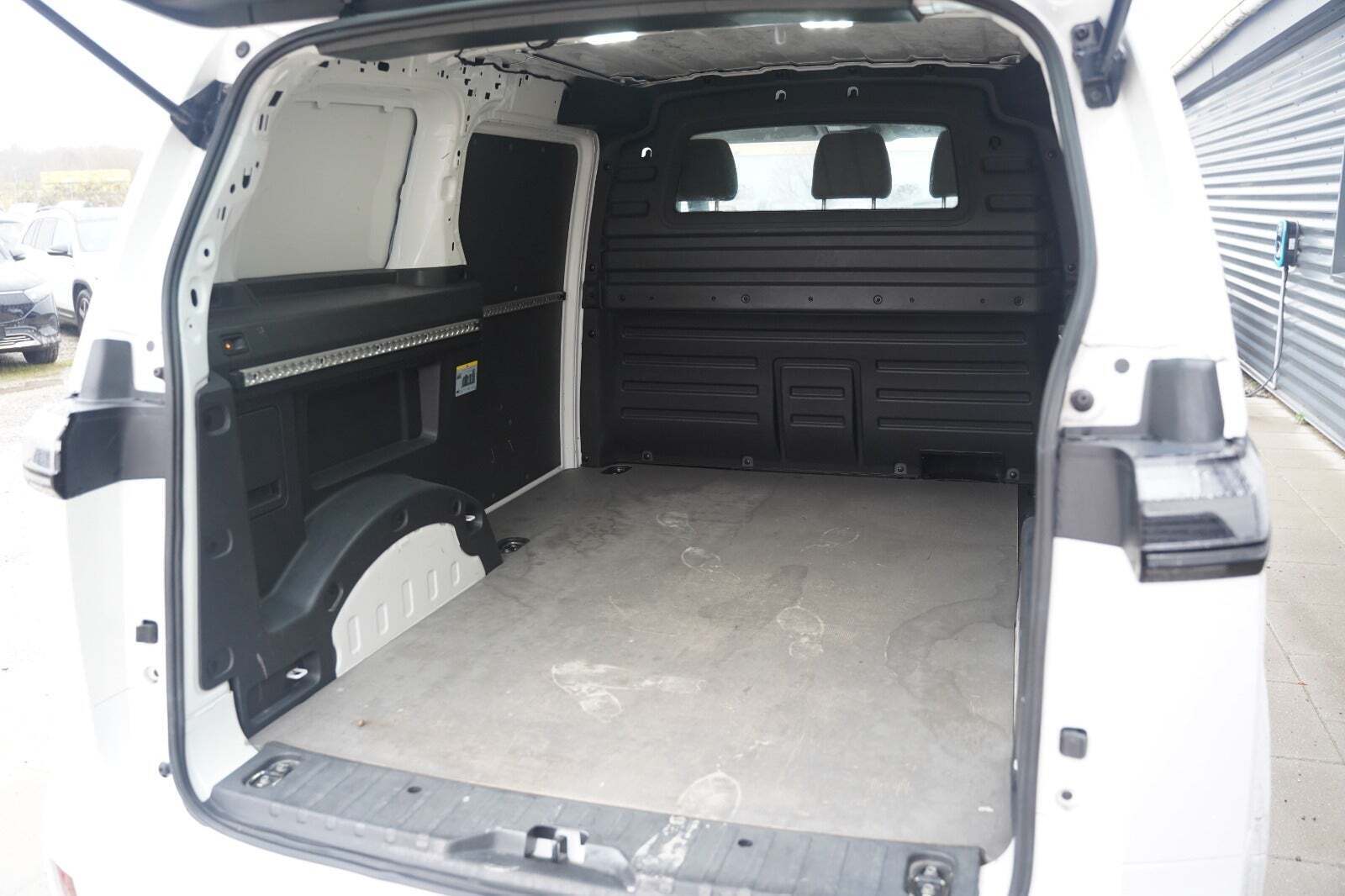 Hvid VW ID.Buzz fra 2022