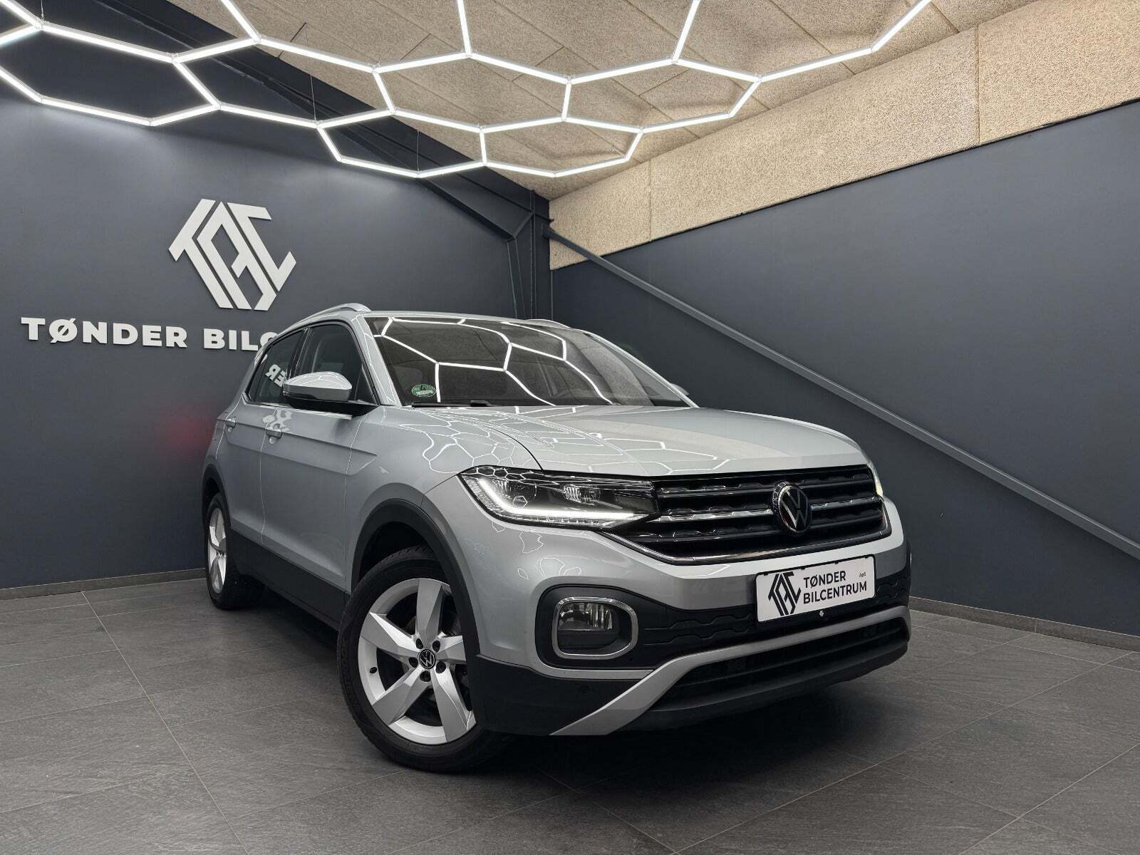 Sølv VW T-Cross fra 2024