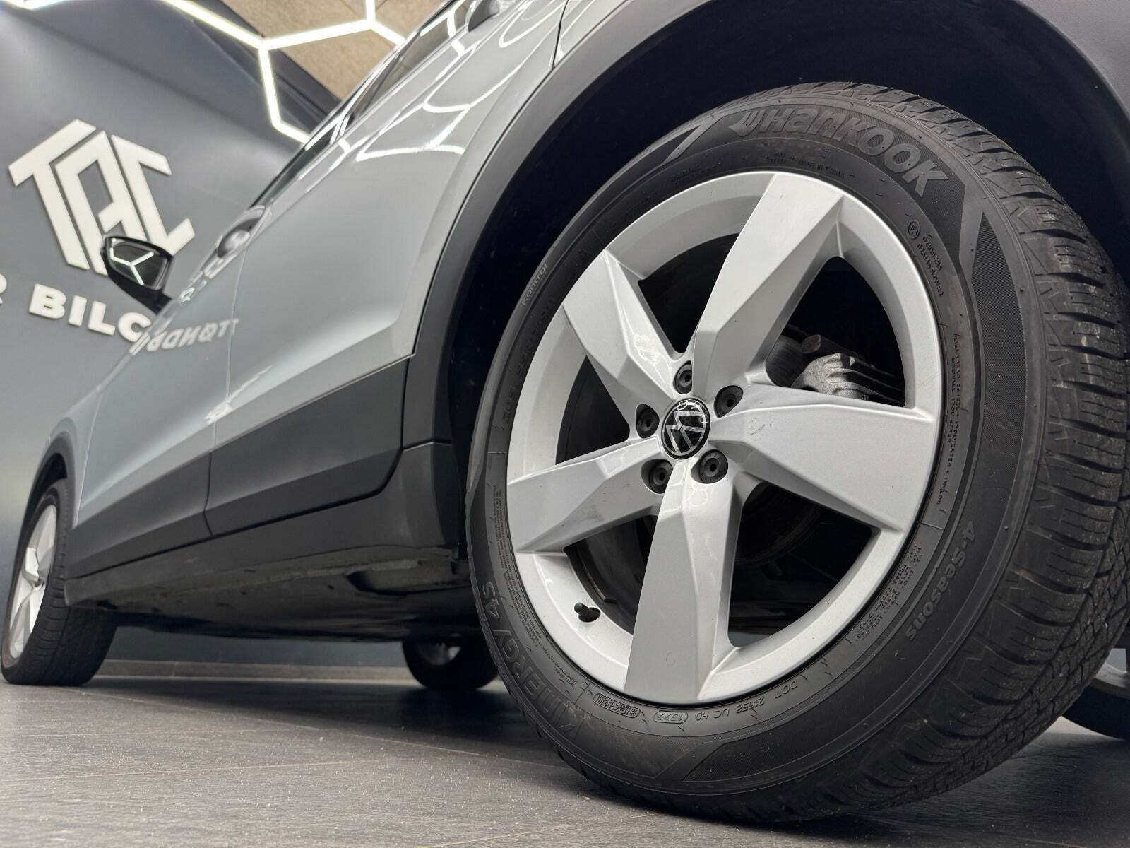 Sølv VW T-Cross fra 2024