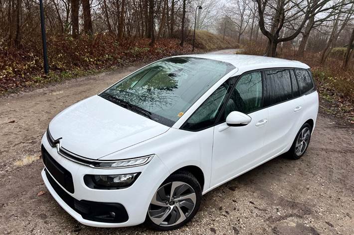 Hvid Citroën Grand C4 SpaceTourer fra 2019 set udefra