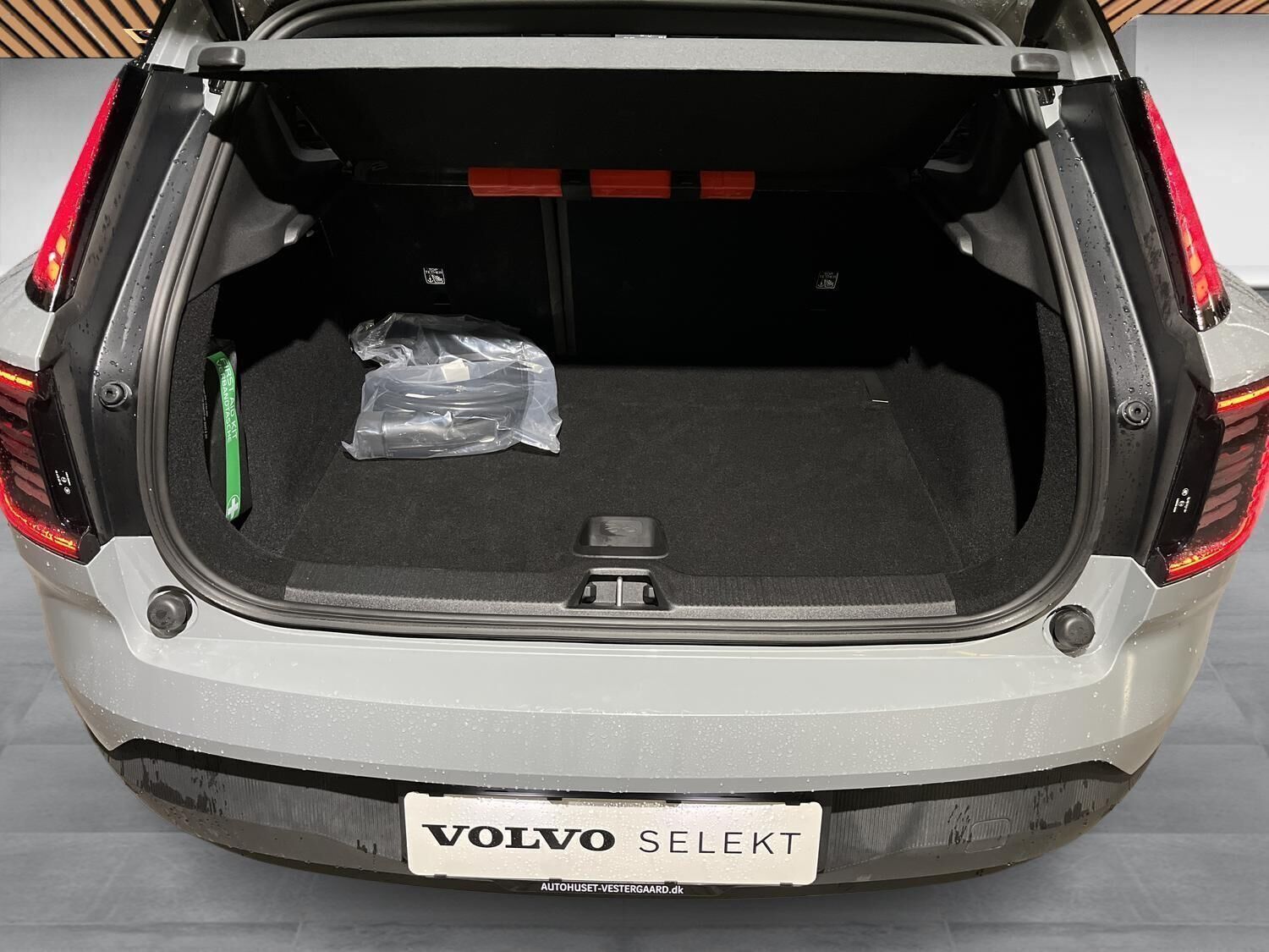 Grå Volvo EX30 fra 2024