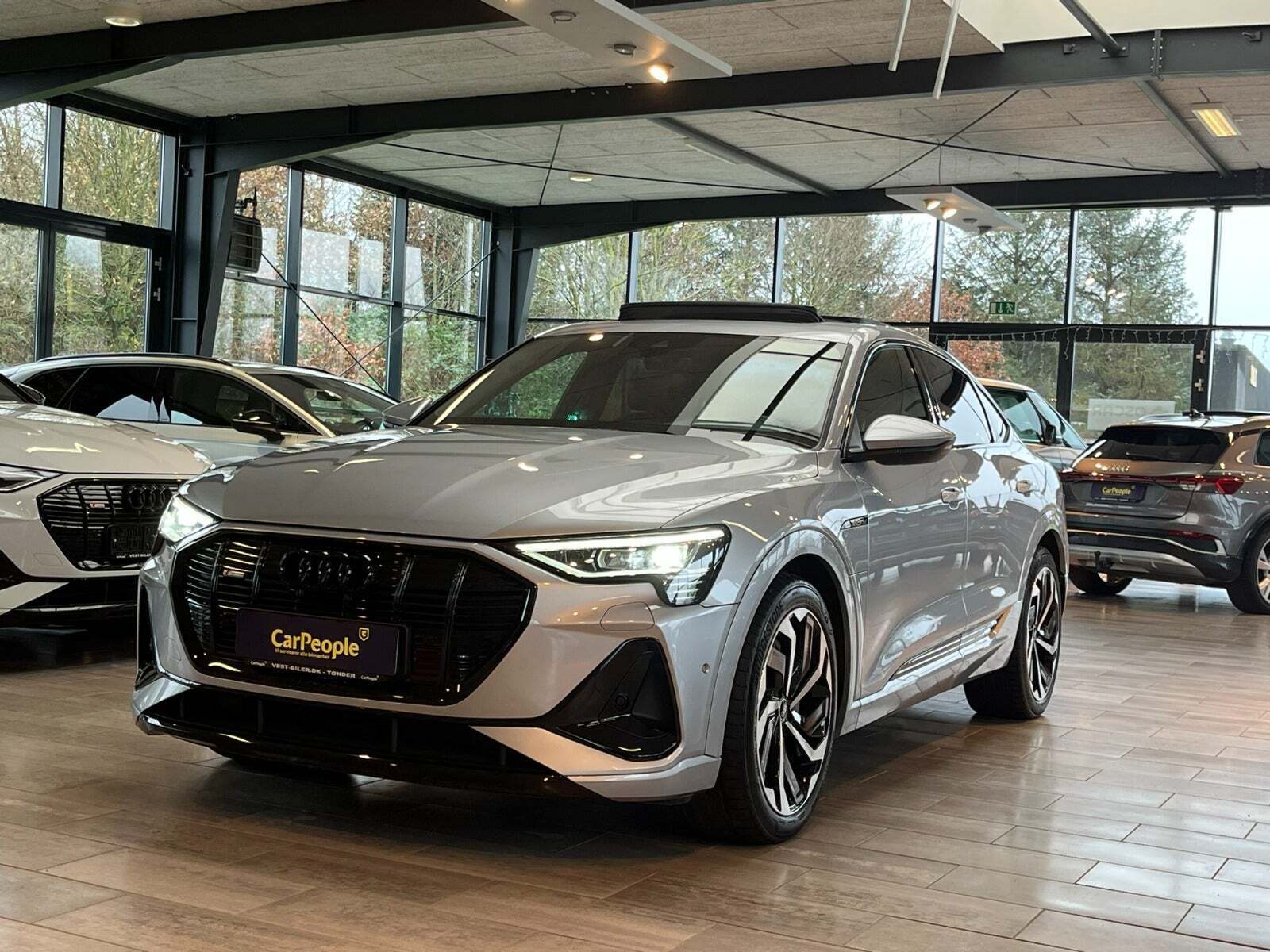 Audi e-tron 55 S-line Sportback quattro
