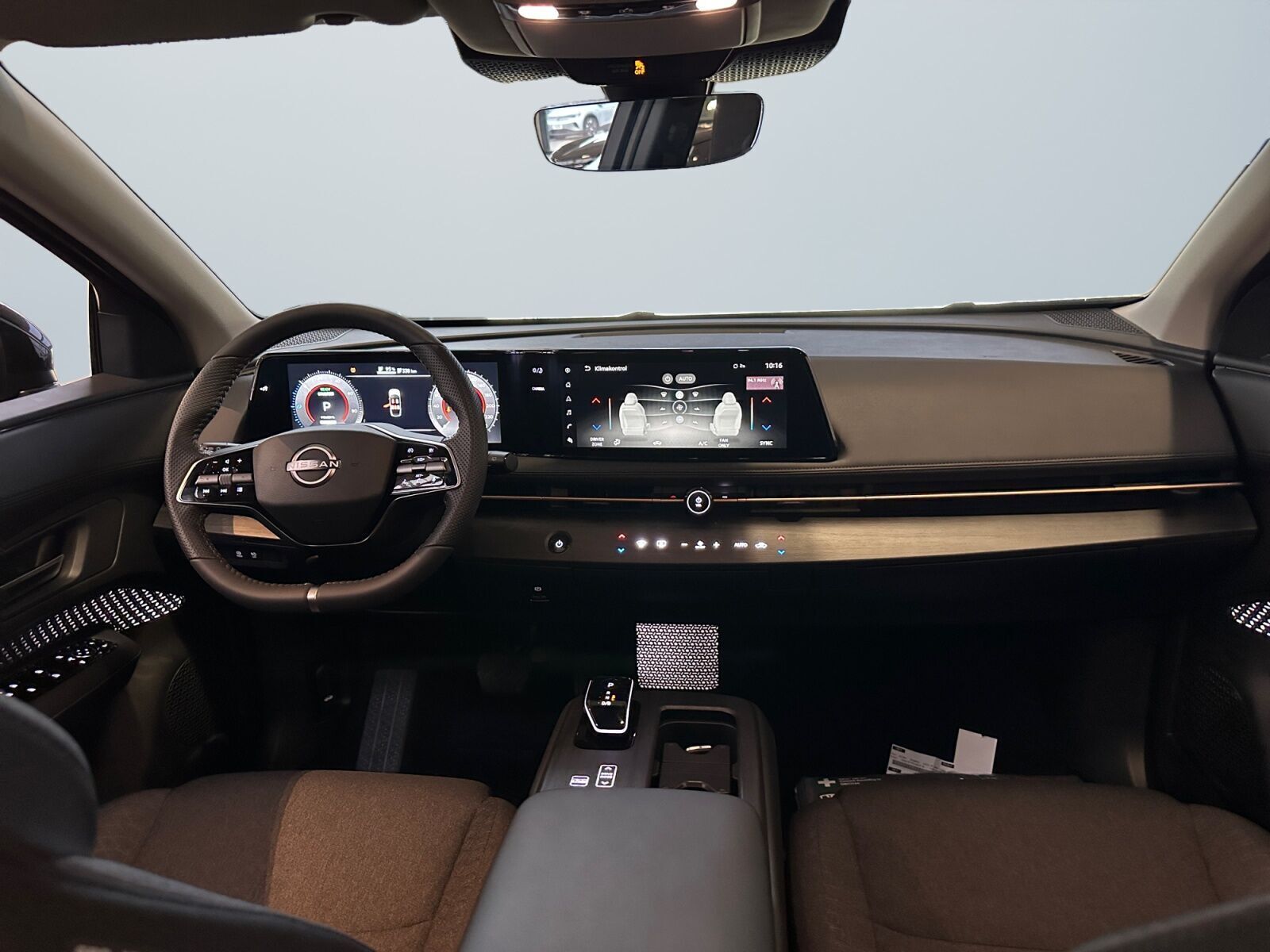 Nissan Ariya 63 Engage