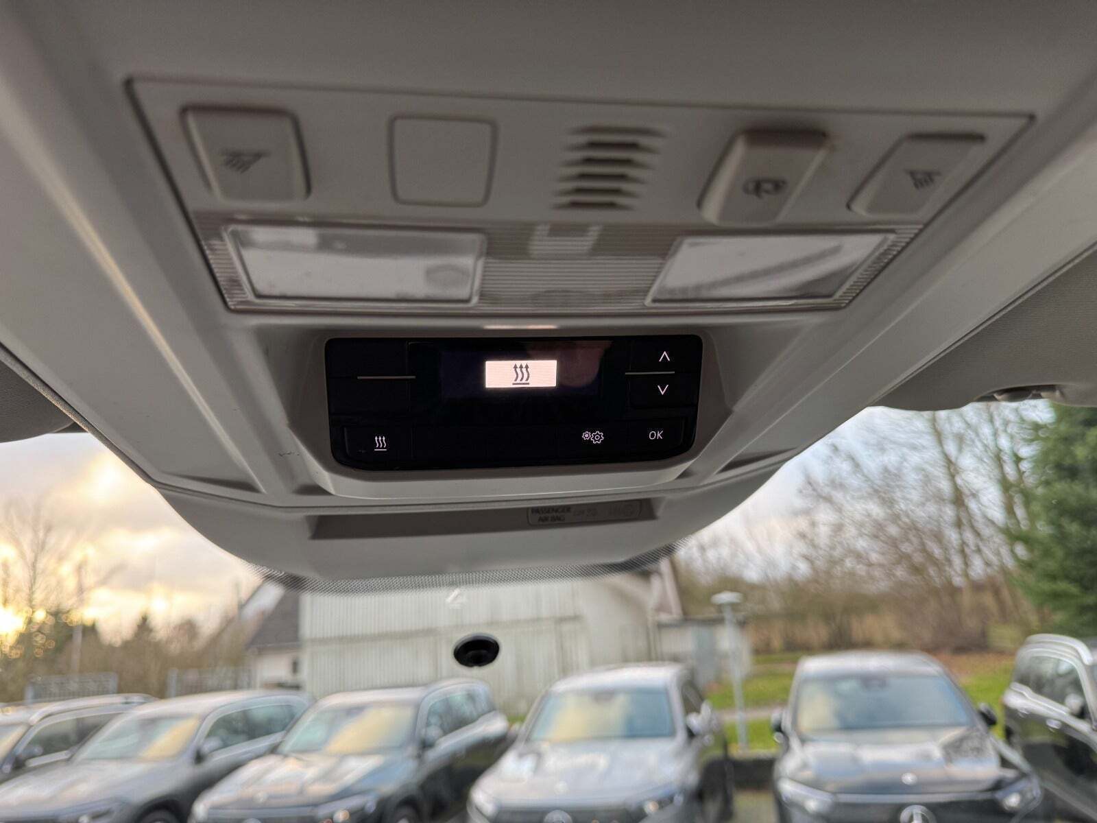 Hvid VW Crafter 35 fra 2020