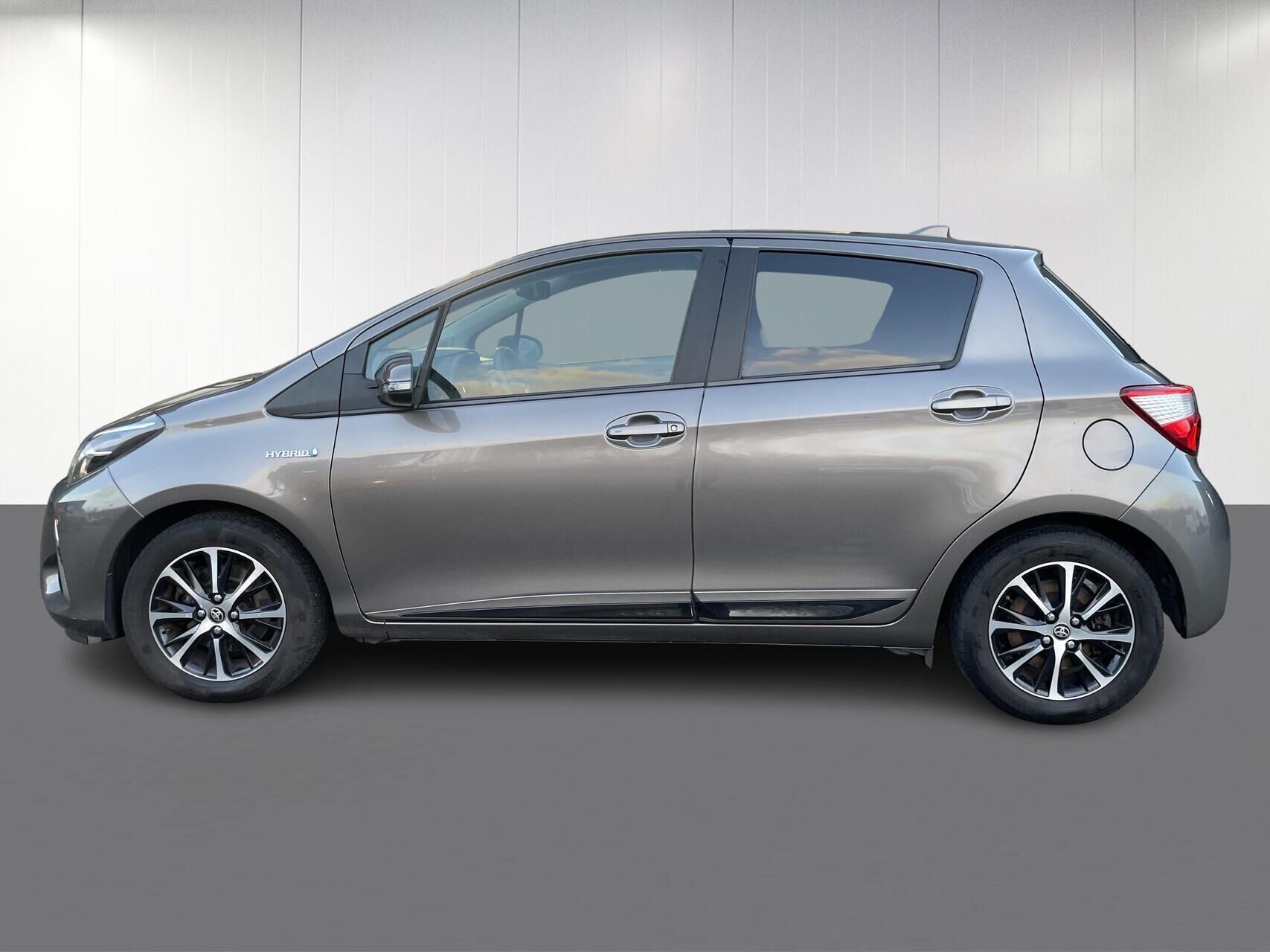 Toyota Yaris 1,5 Hybrid H3 Smartpakke E-CVT 100HK 5d Trinl. Gear