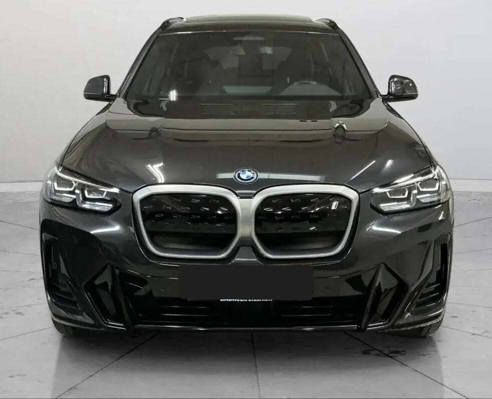 BMW iX3 Charged M-Sport