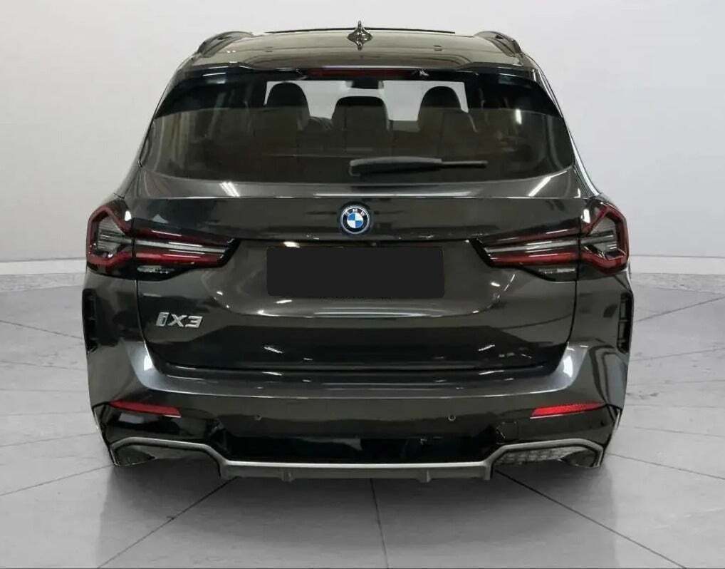 BMW iX3 Charged M-Sport