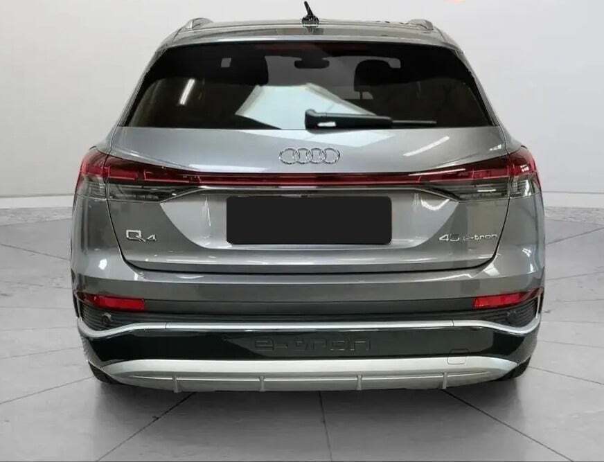Audi Q4 e-tron 45 S-line