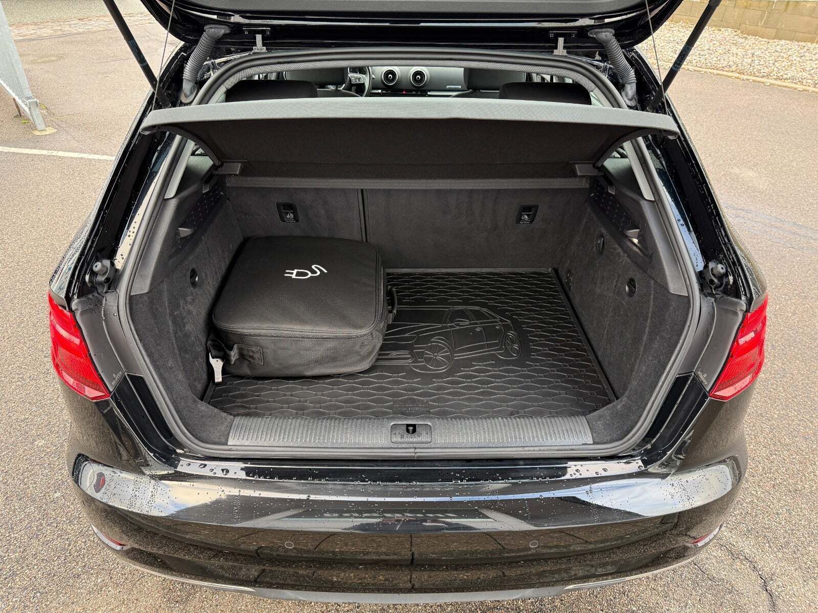 Audi A3 1,4 e-tron Sportback S-tr.