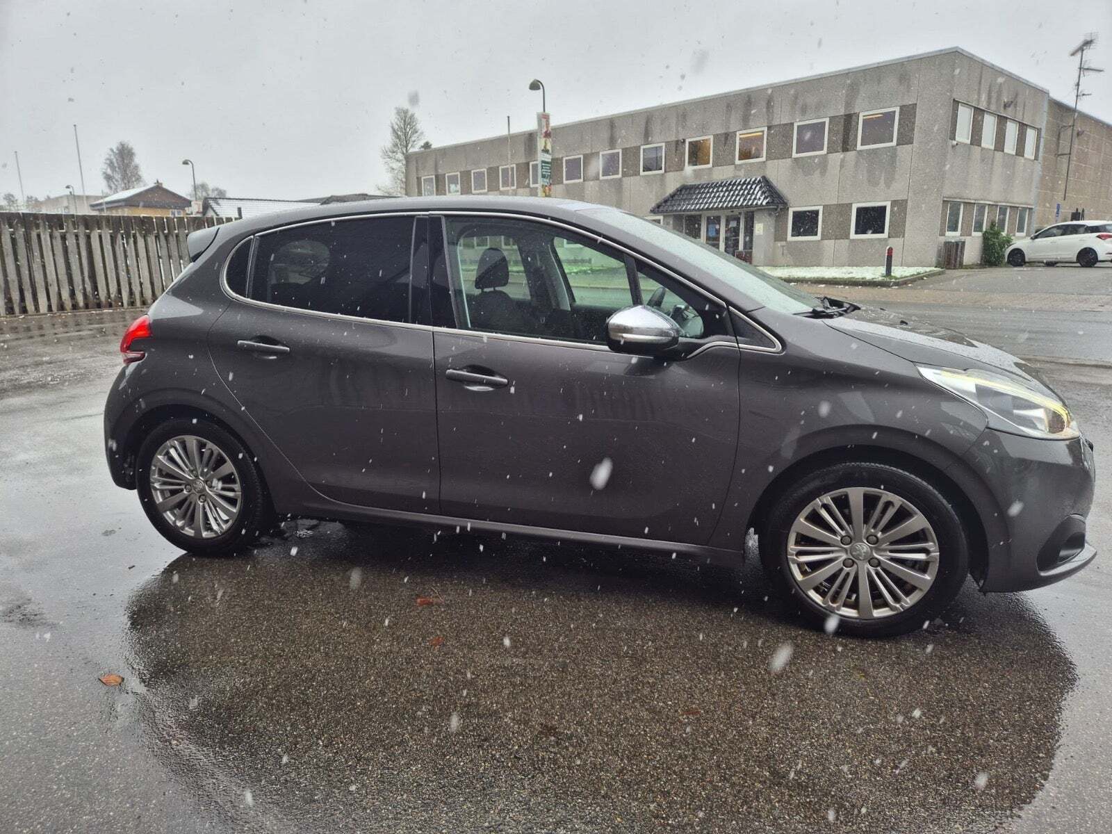 Peugeot 208 1,2 VTi 82 Active