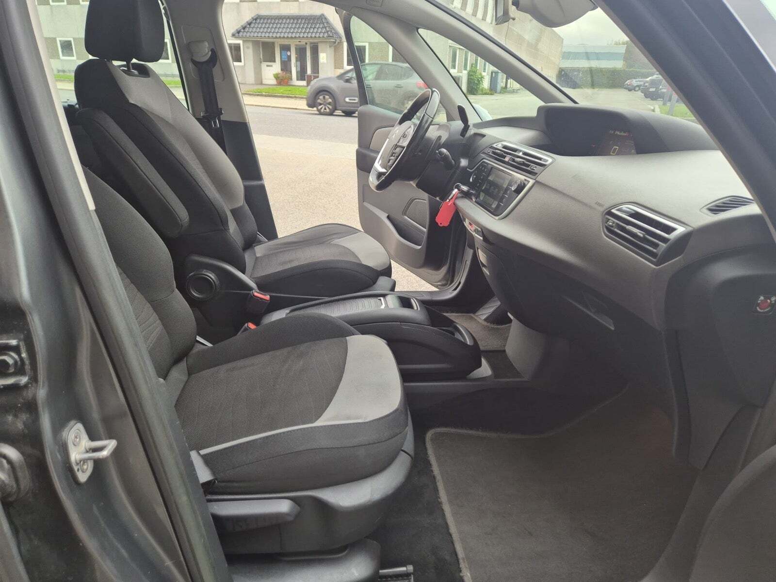 undefined Citroën Grand C4 Picasso fra 2014