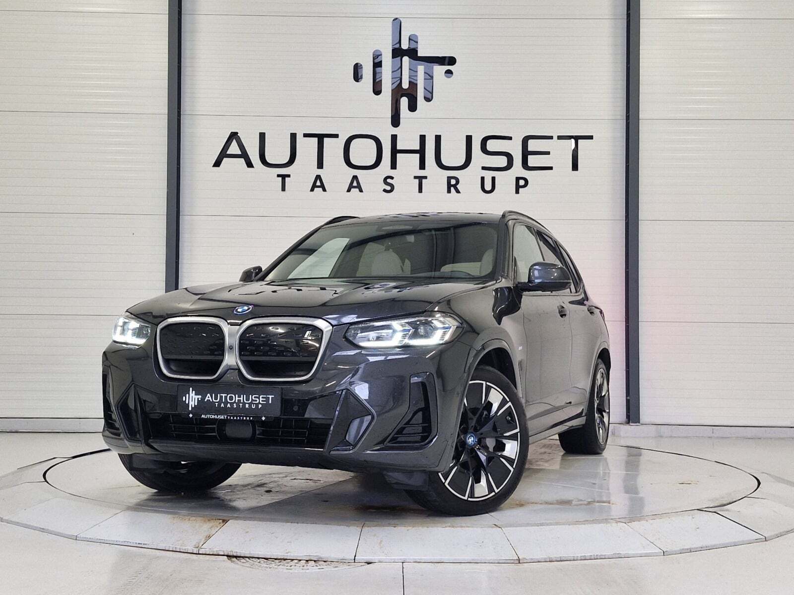 BMW iX3 Charged Plus M-Sport
