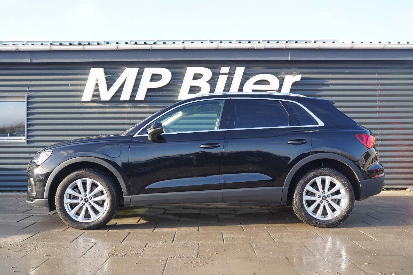 Audi Q3 45 TFSi e Attitude plus S-tr.