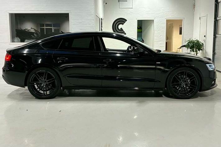 Sort Audi A5 fra 2017