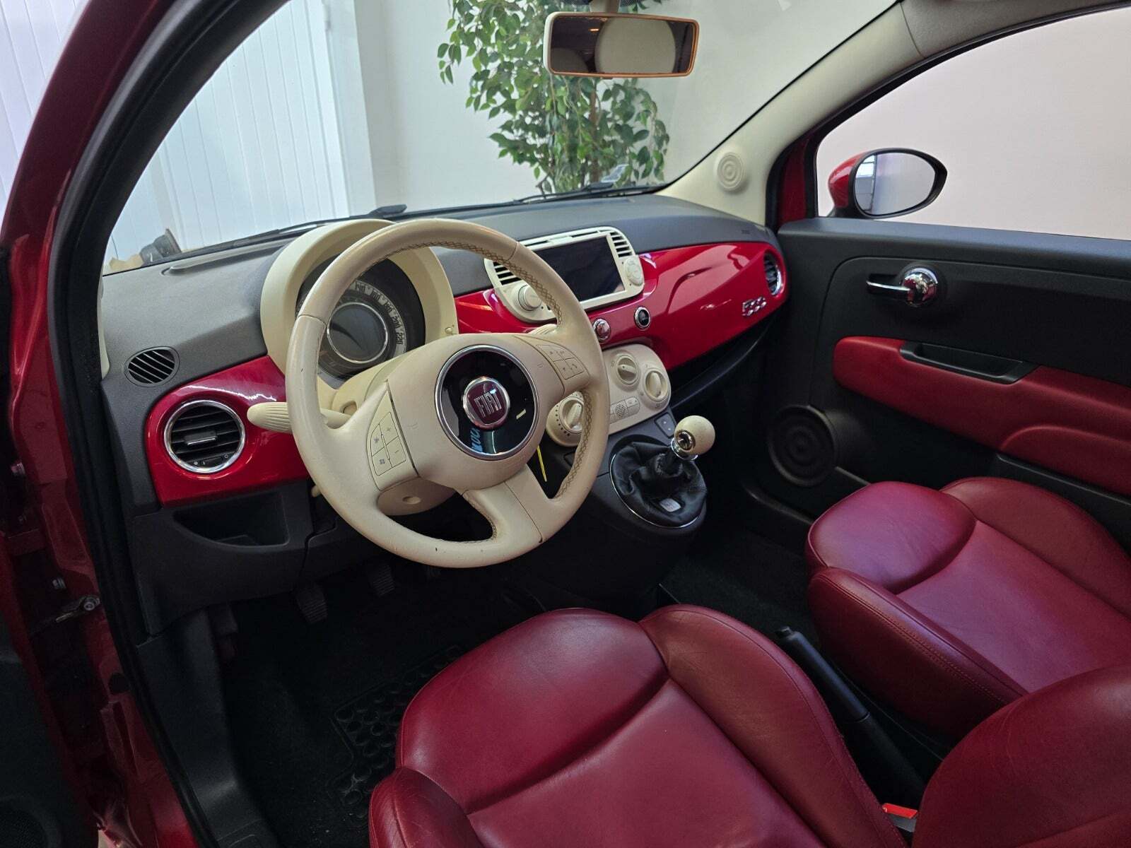Rød Fiat 500 fra 2008