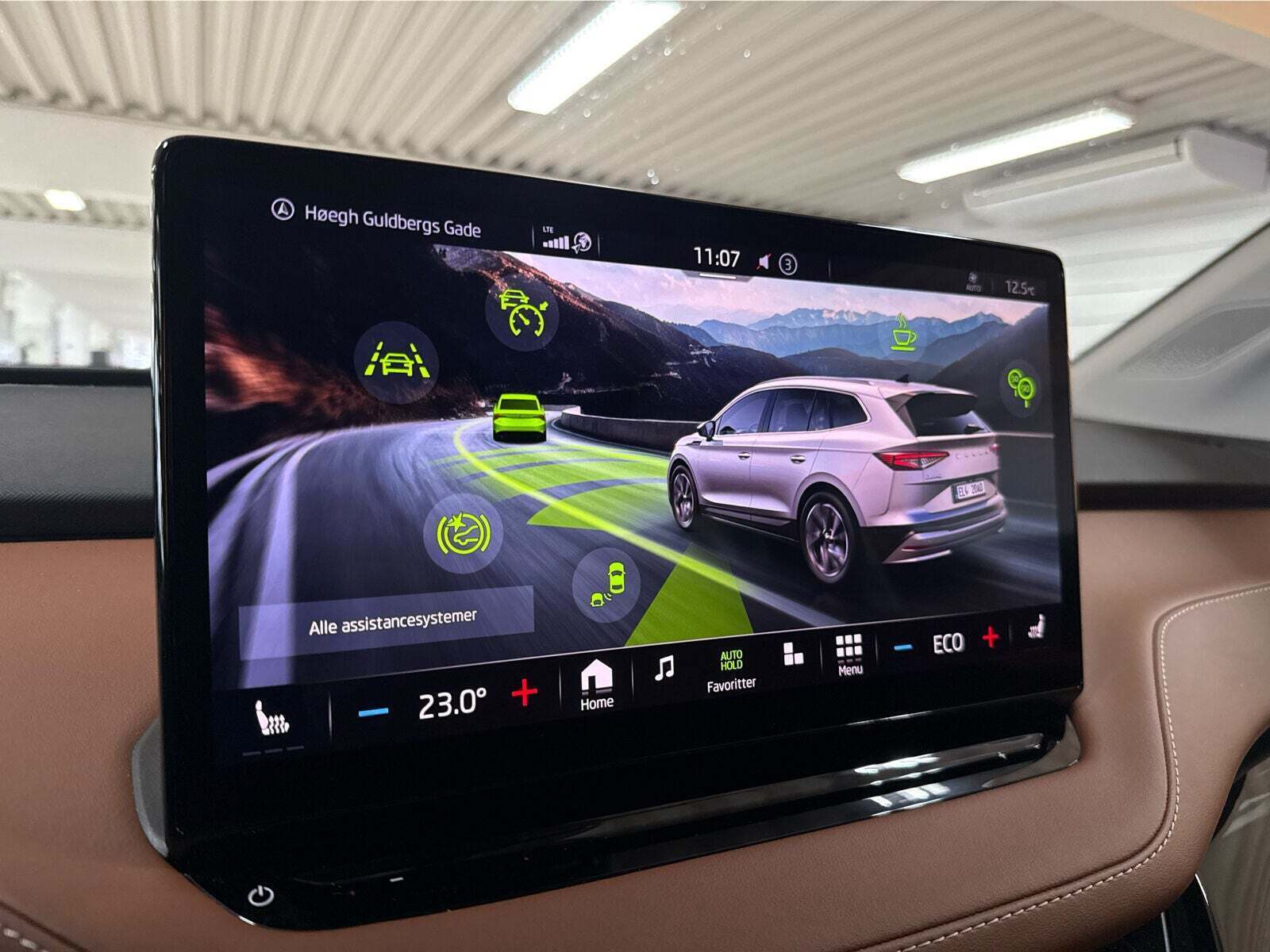 Sort Skoda Enyaq fra 2024