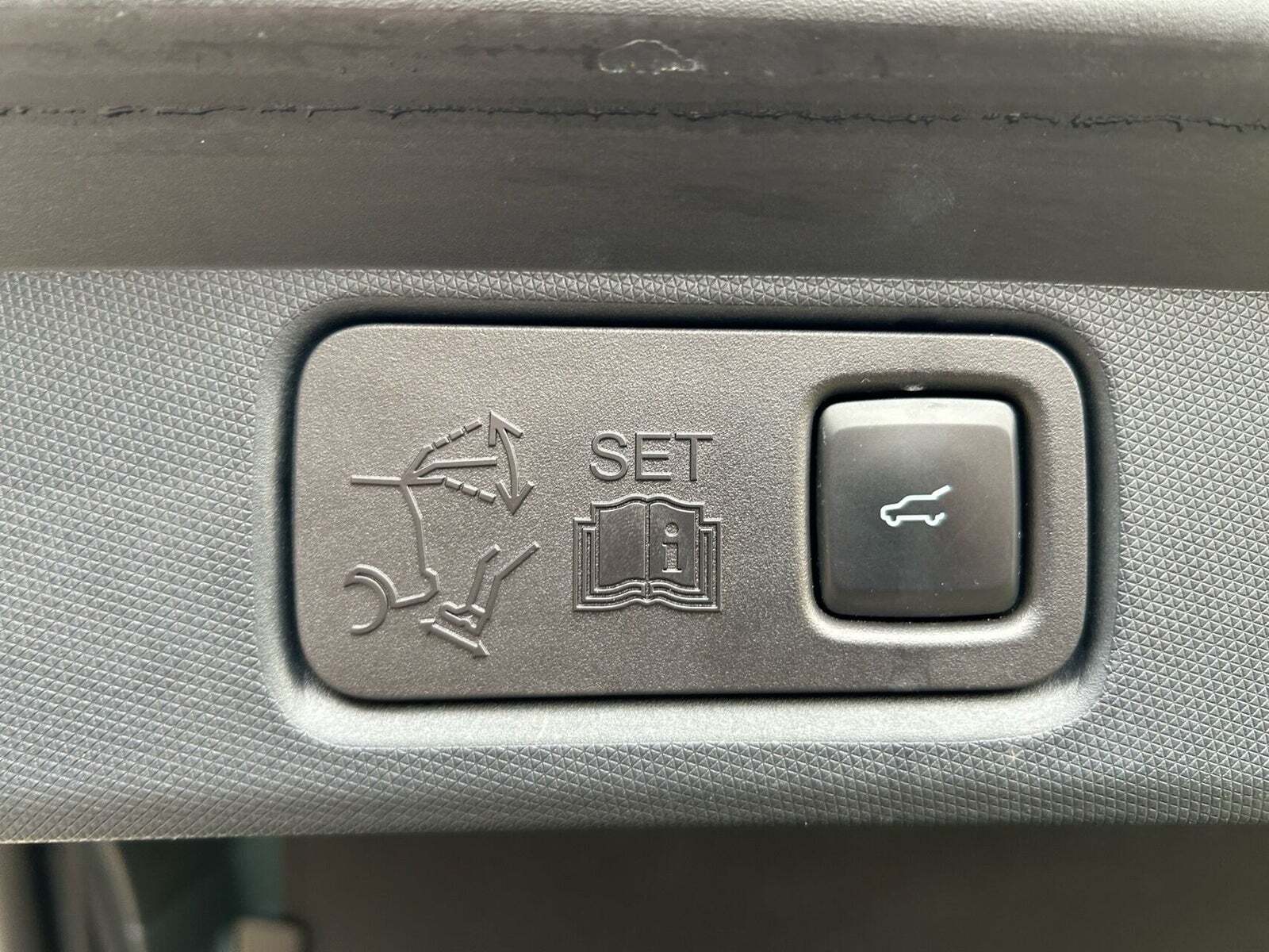 Sort Ford Mustang Mach-E fra 2023