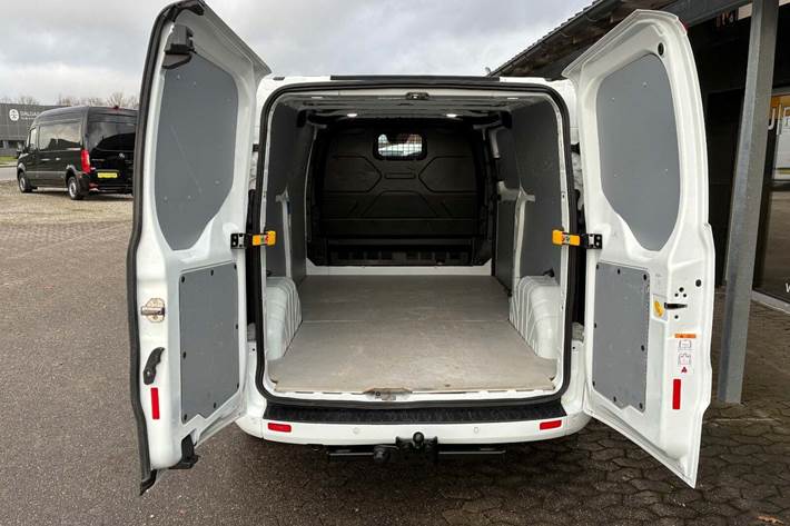 Hvid Ford Transit Custom 320L fra 2021