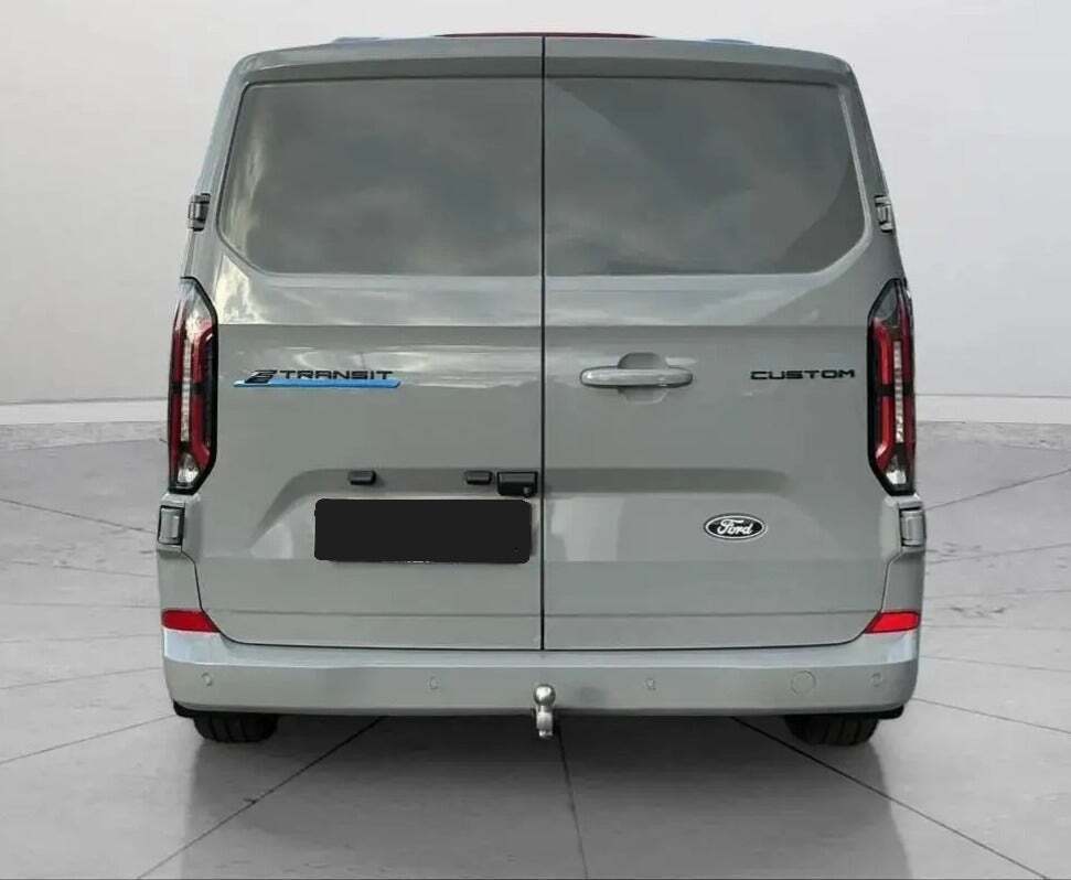 Ford E-Transit Custom 340L 64 Limited