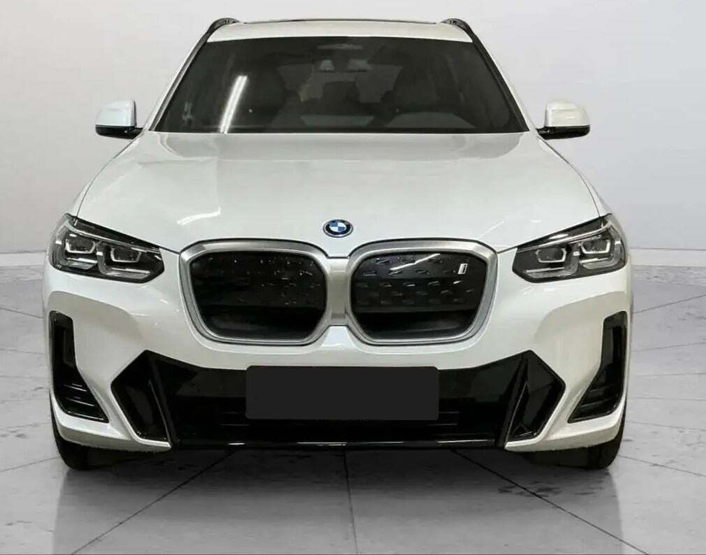 BMW iX3 Charged M-Sport