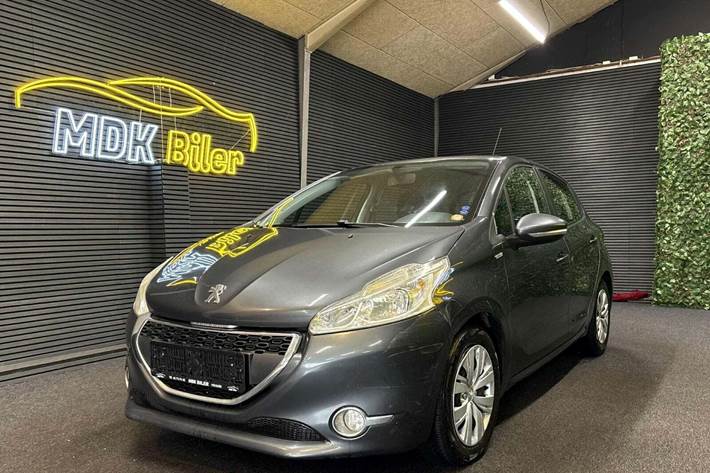 undefined Peugeot 208 fra 2012