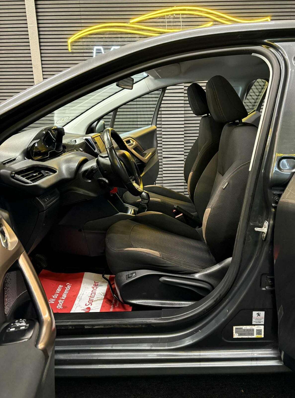 Peugeot 208 1,2 VTi Active