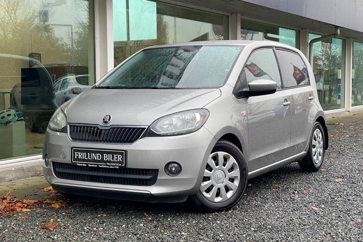 Beige Skoda Citigo fra 2017 set udefra