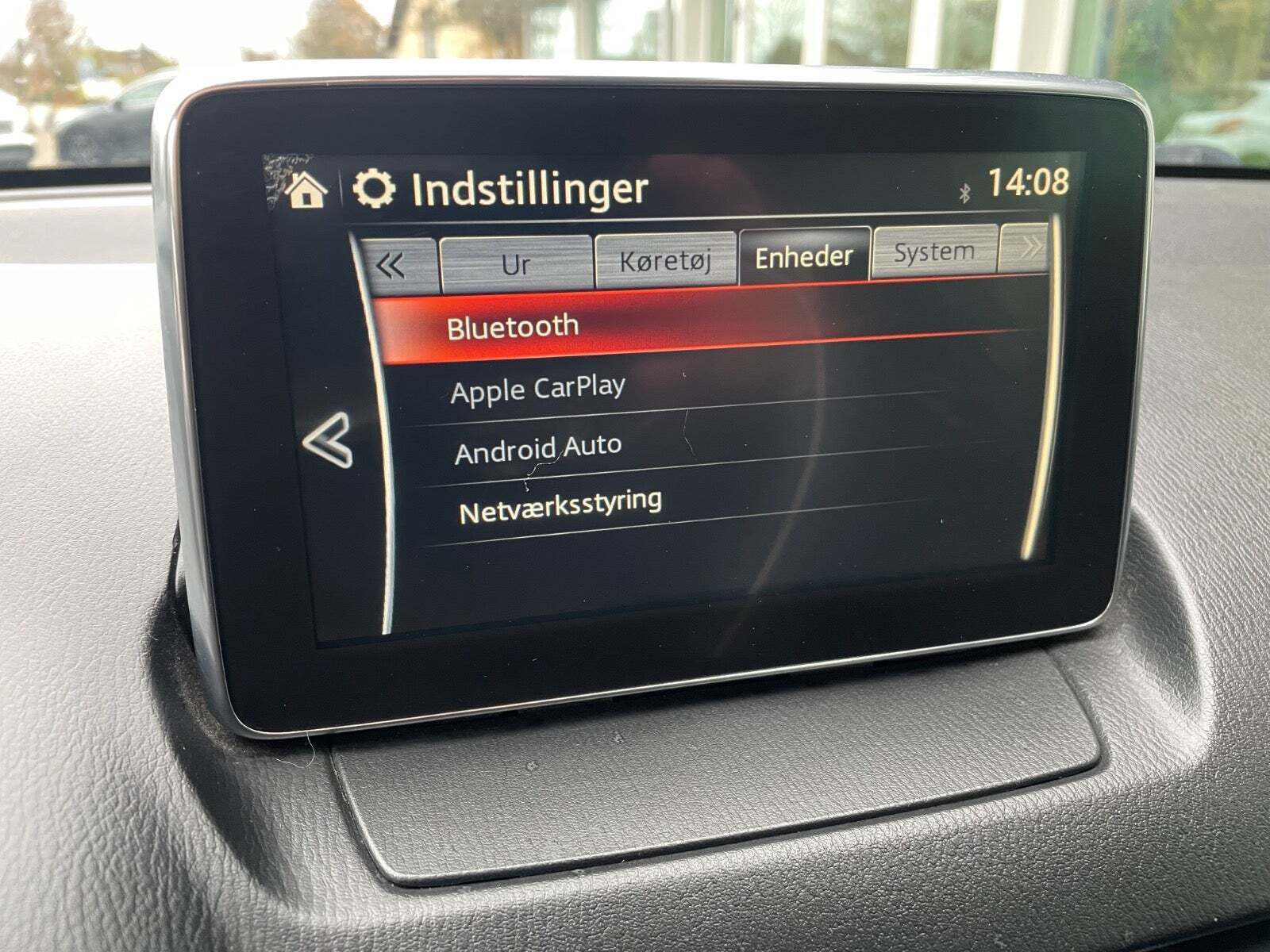 Brun Mazda 2 fra 2016