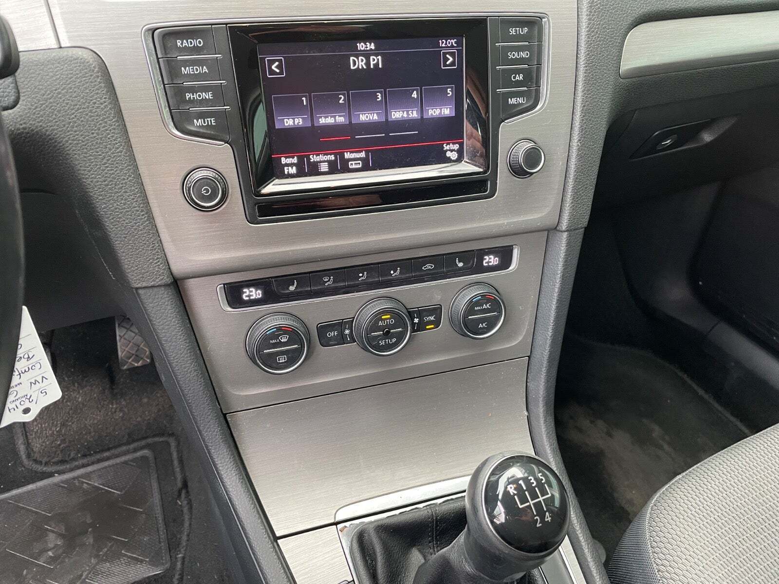 Orange VW Golf VII fra 2014