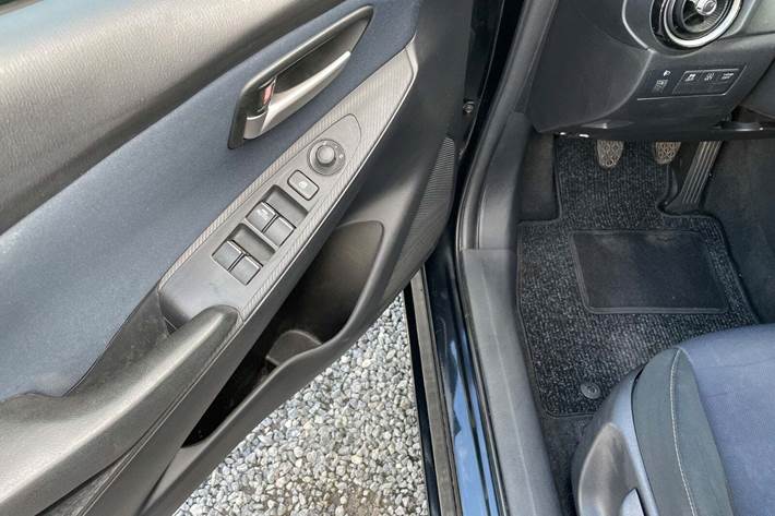 undefined Mazda 2 fra 2015