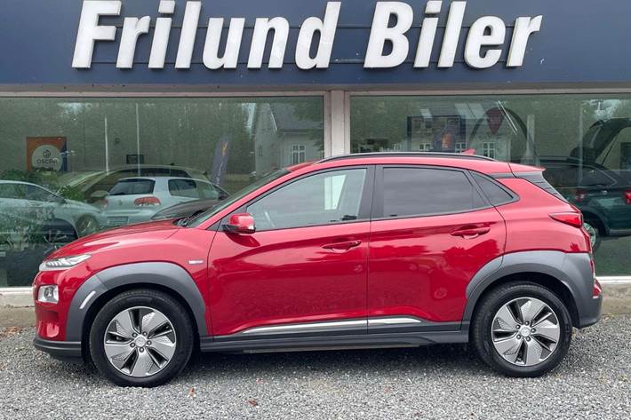 Rød Hyundai Kona fra 2019