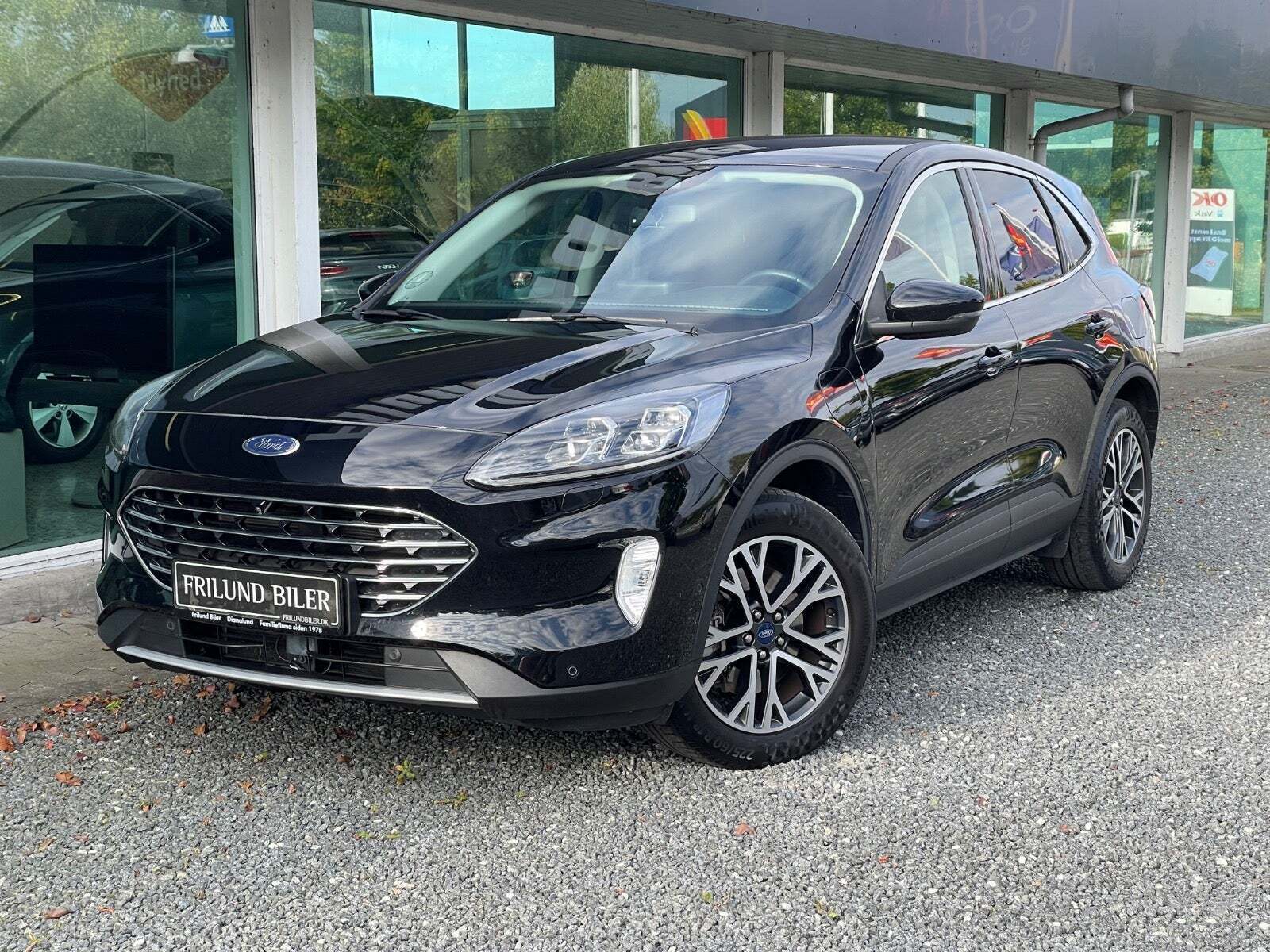 Ford Kuga 2,5 PHEV Titanium X CVT