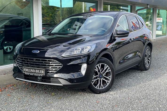 Sort Ford Kuga fra 2020 set udefra