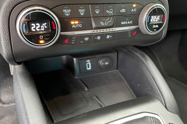 Blå Ford Focus fra 2020