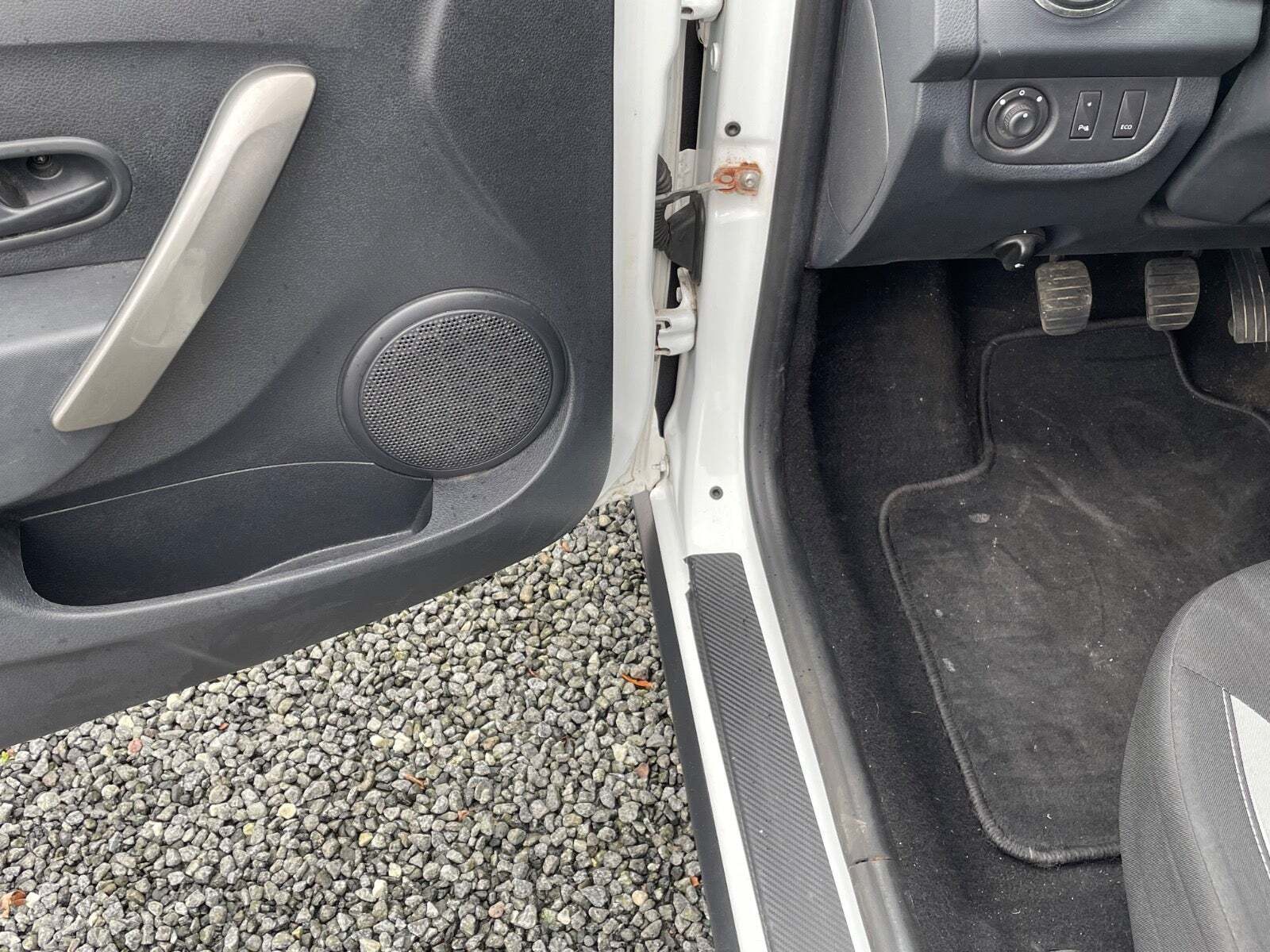 Hvid Dacia Sandero Stepway fra 2015