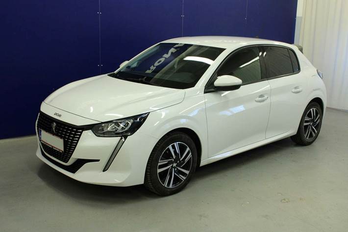 Hvid Peugeot 208 fra 2021