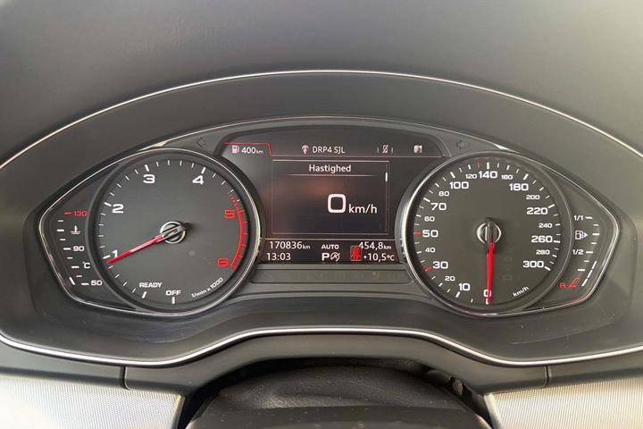 Grå Audi Q5 fra 2020