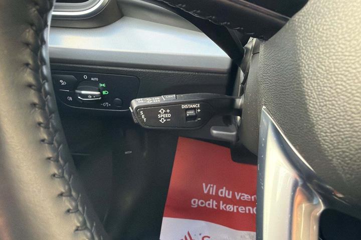 Grå Audi Q5 fra 2020