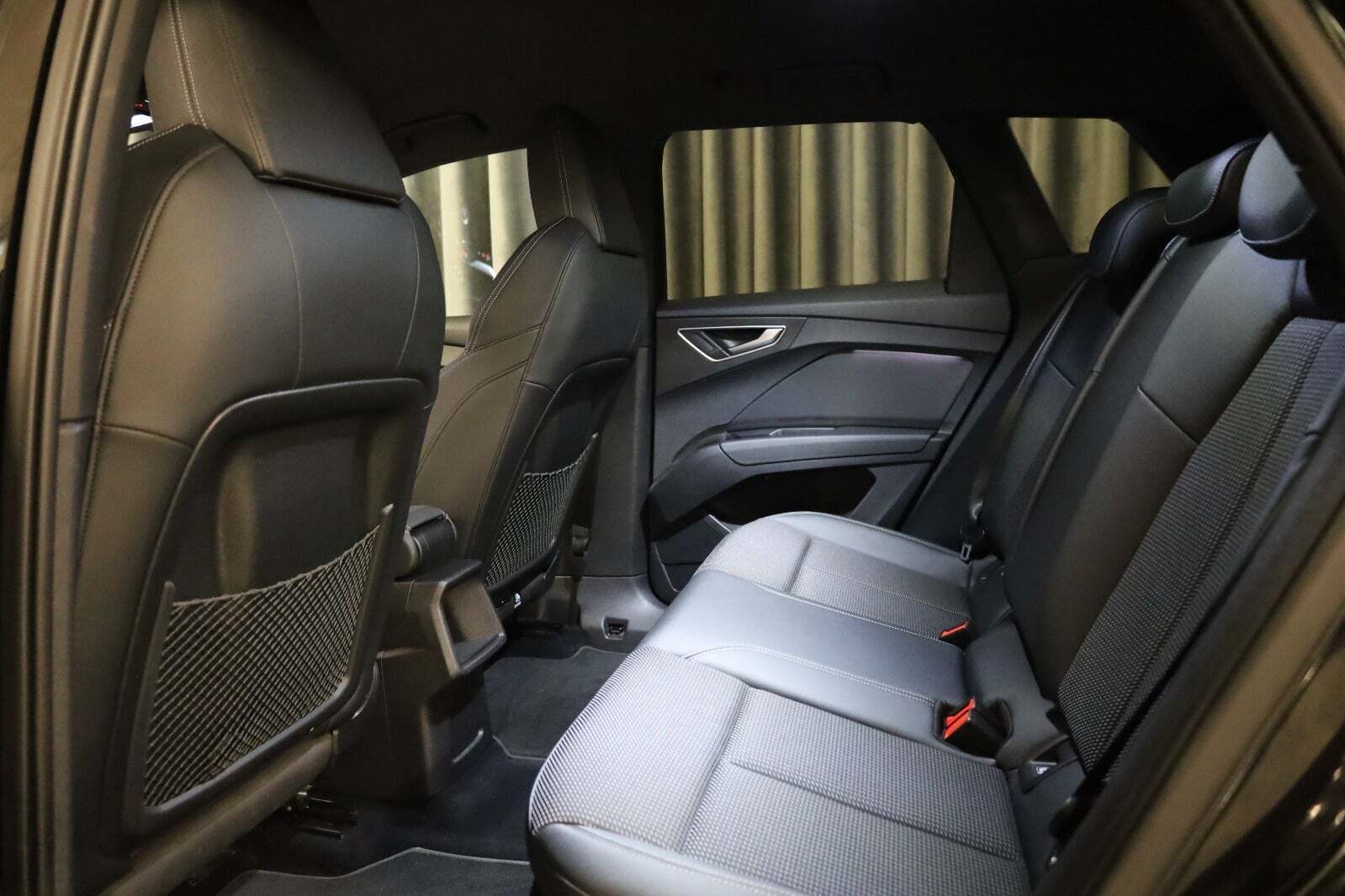 Sort Audi Q4 e-tron fra 2023